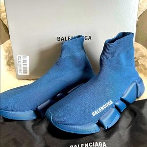 🔥🔥BALENCIAGA BRAND NEW🔥🔥
